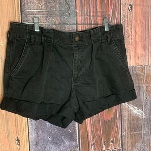 Hollister High-Rise Mom Short 3” Paper-bag Waist